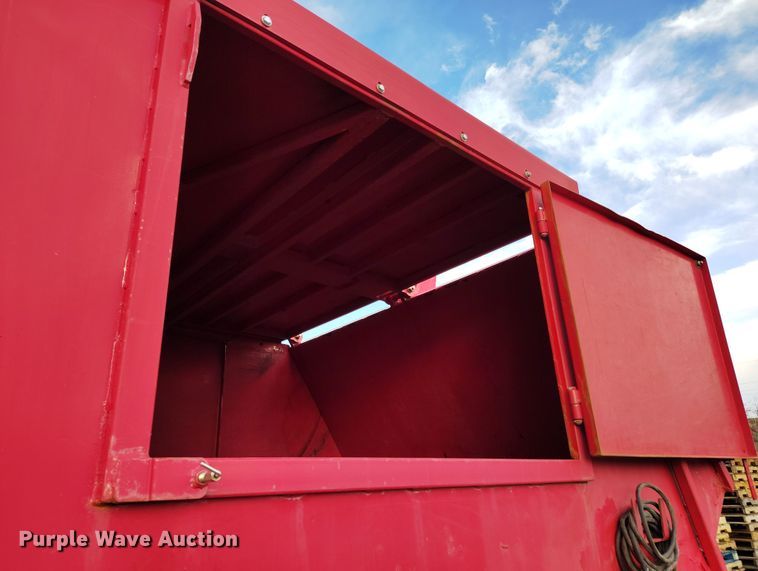 image for item DV6692 2015 Ford F450 Super Duty refuse truck