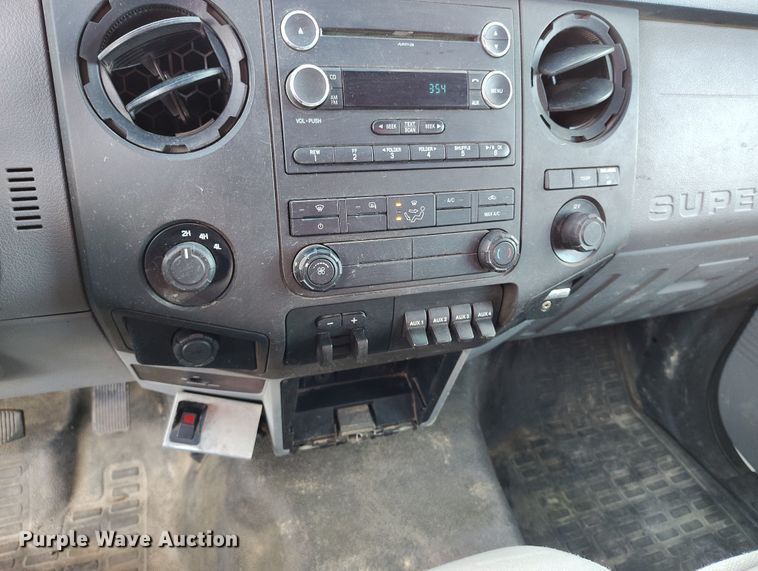 image for item DV6692 2015 Ford F450 Super Duty refuse truck