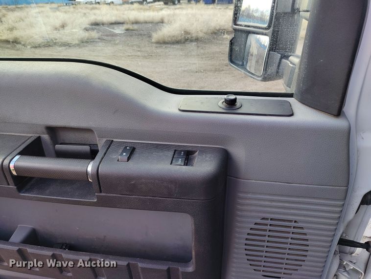 image for item DV6692 2015 Ford F450 Super Duty refuse truck