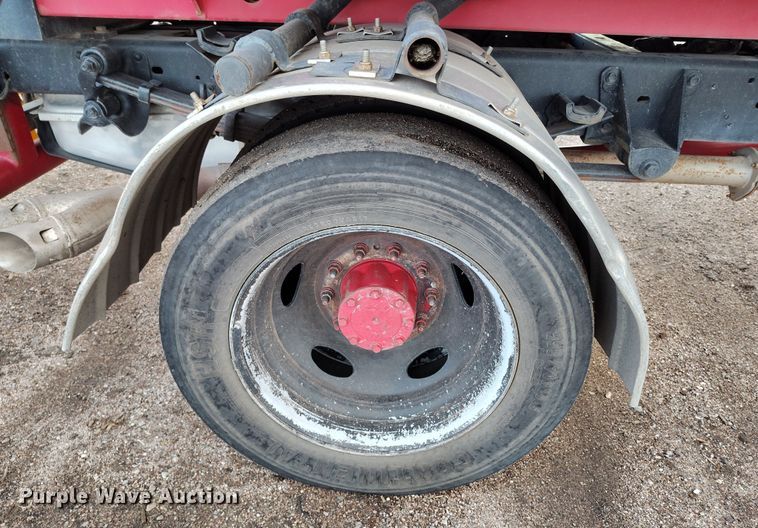 image for item DV6692 2015 Ford F450 Super Duty refuse truck