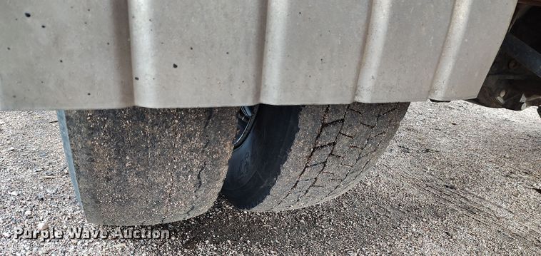 image for item DV6692 2015 Ford F450 Super Duty refuse truck