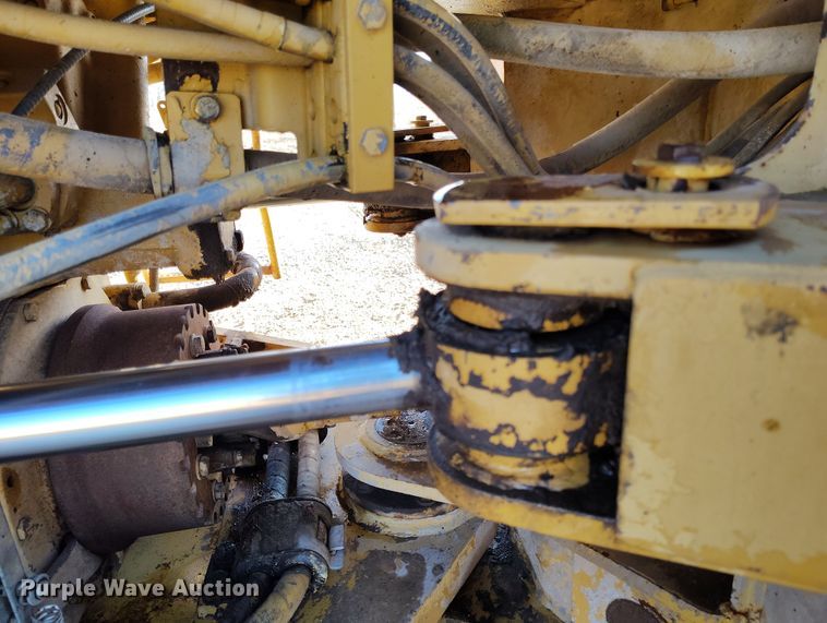 image for item DV6723 1996 Caterpillar 928F wheel loader