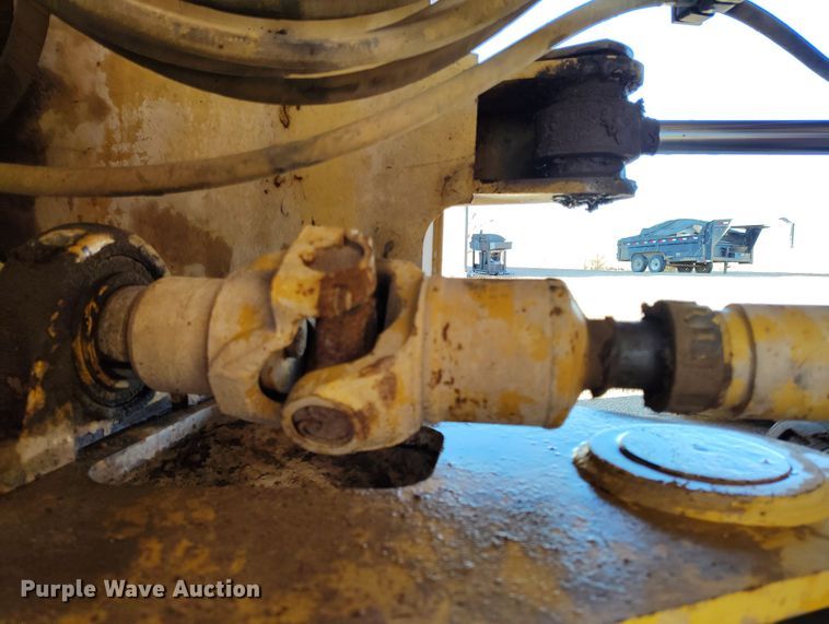 image for item DV6723 1996 Caterpillar 928F wheel loader