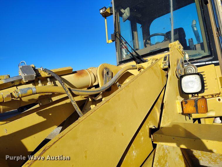 image for item DV6723 1996 Caterpillar 928F wheel loader