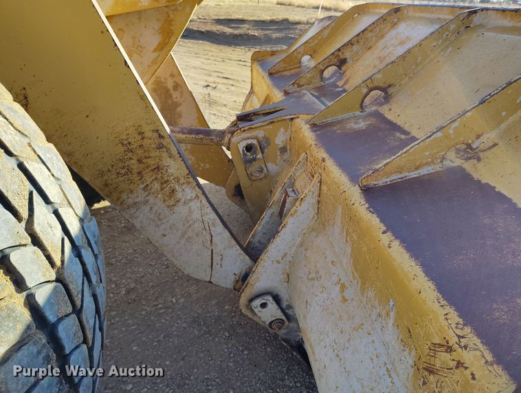 image for item DV6723 1996 Caterpillar 928F wheel loader