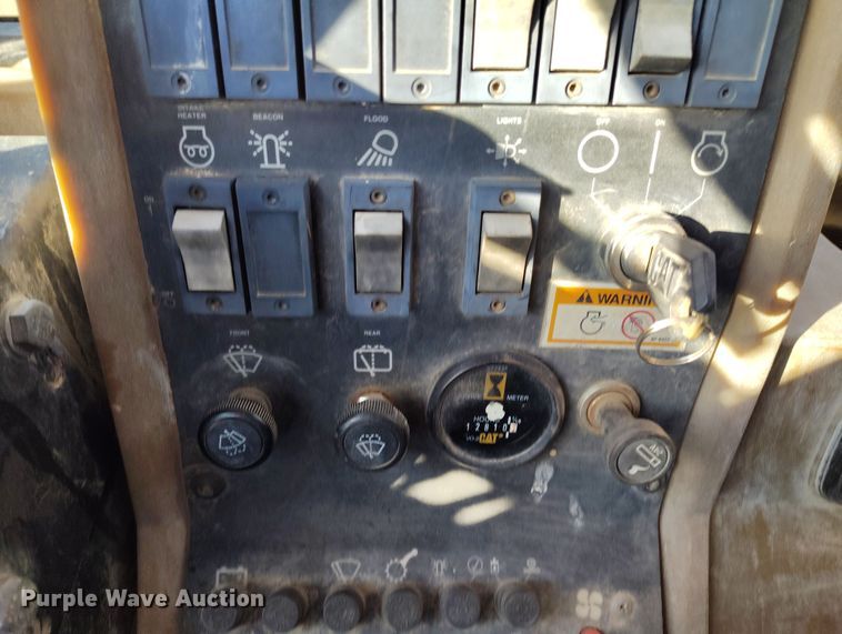 image for item DV6723 1996 Caterpillar 928F wheel loader