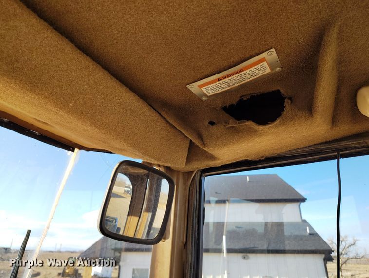 image for item DV6723 1996 Caterpillar 928F wheel loader