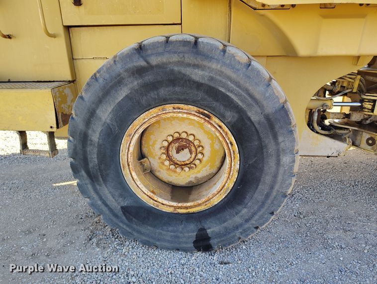 image for item DV6723 1996 Caterpillar 928F wheel loader