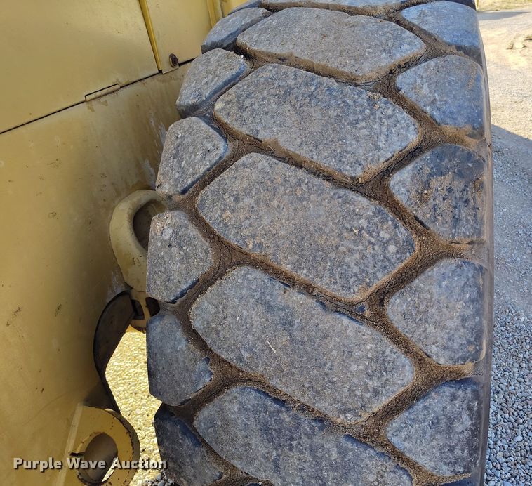 image for item DV6723 1996 Caterpillar 928F wheel loader