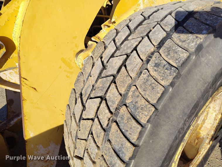 image for item DV6723 1996 Caterpillar 928F wheel loader