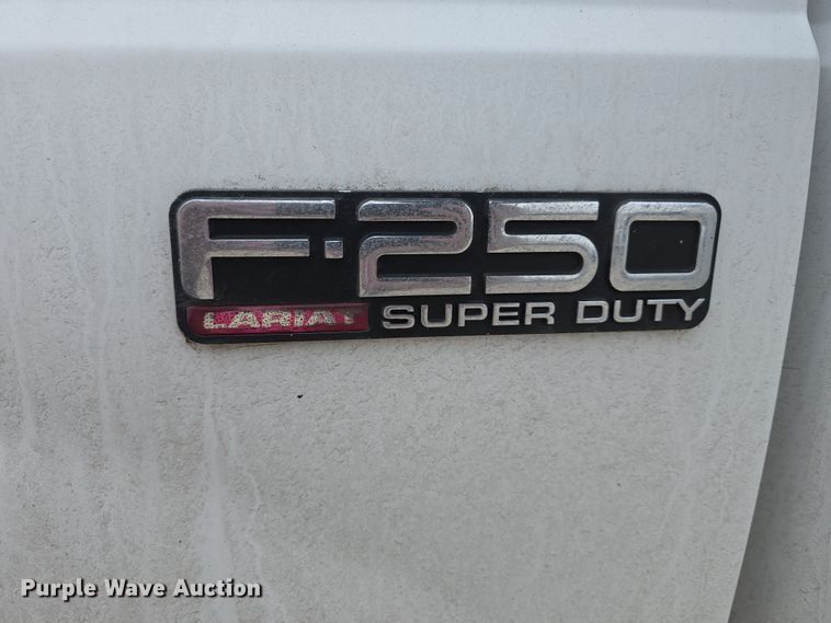 image for item DW3175 2004 Ford F250 Super Duty SuperCab pickup truck