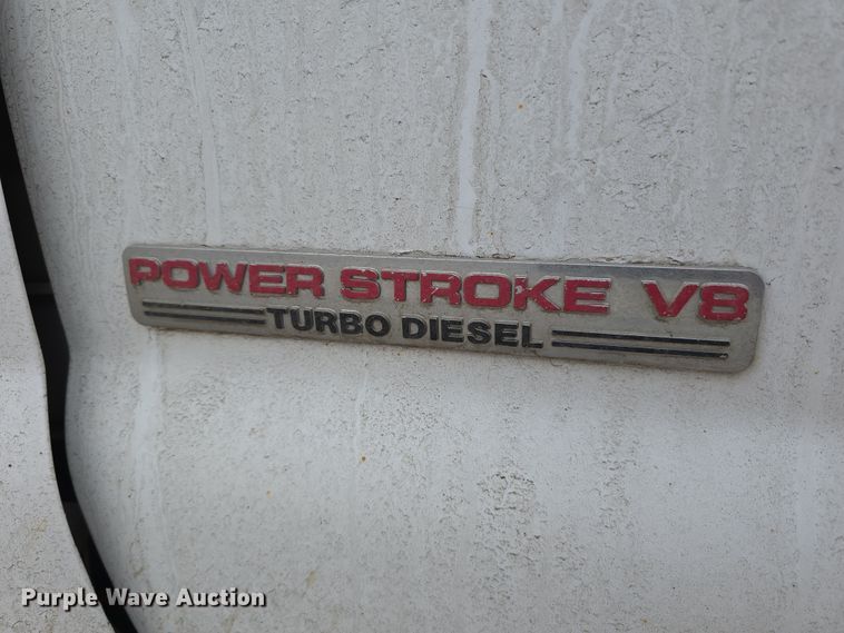 image for item DW3175 2004 Ford F250 Super Duty SuperCab pickup truck