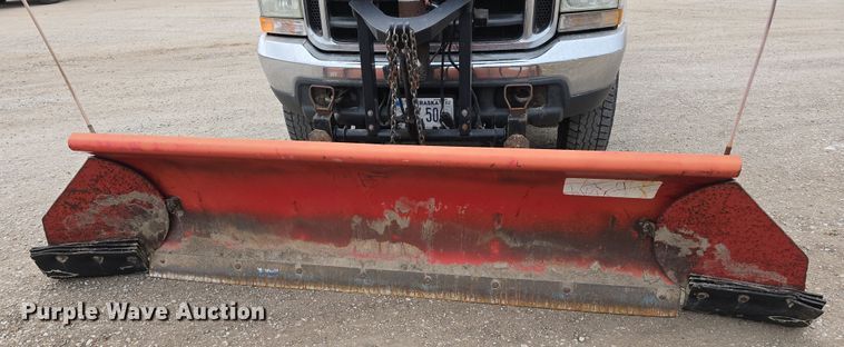 image for item DW3175 2004 Ford F250 Super Duty SuperCab pickup truck