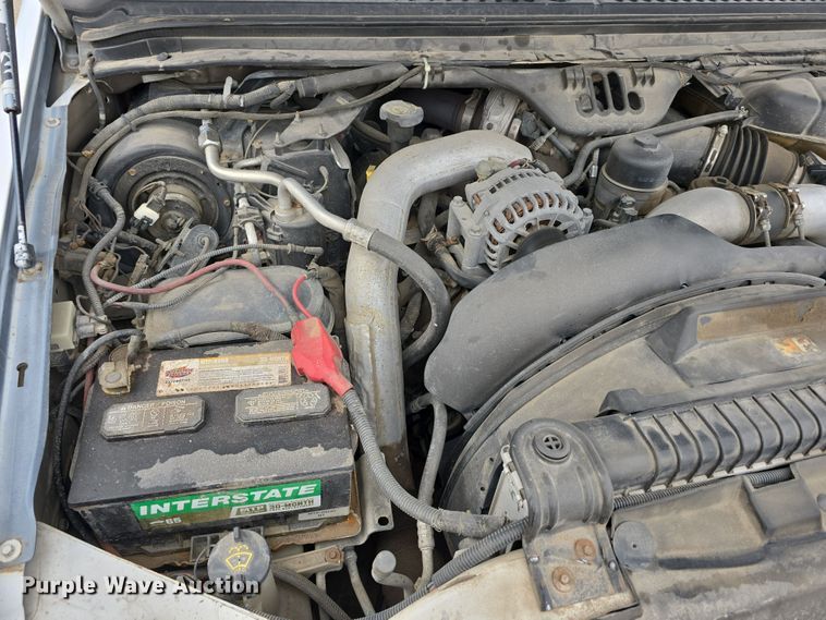 image for item DW3175 2004 Ford F250 Super Duty SuperCab pickup truck