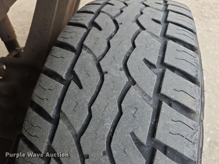 image for item DW3175 2004 Ford F250 Super Duty SuperCab pickup truck