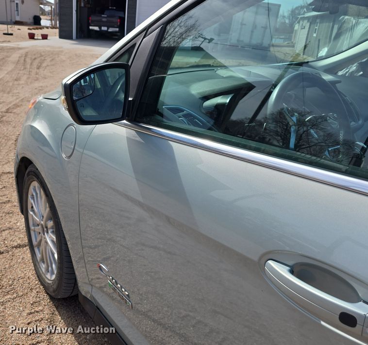 image for item DW3214 2013 Ford C-Max 