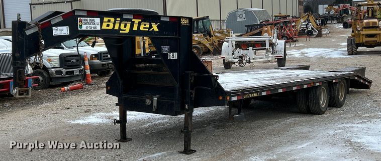 image for item DW3336 2013 Big Tex 22NG-20BK+5CP equipment trailer
