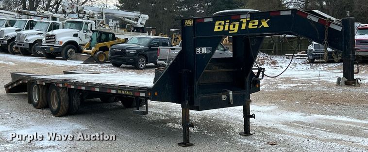 image for item DW3336 2013 Big Tex 22NG-20BK+5CP equipment trailer