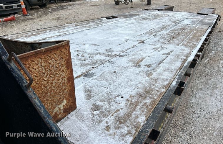 image for item DW3336 2013 Big Tex 22NG-20BK+5CP equipment trailer