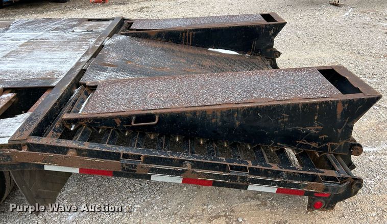 image for item DW3336 2013 Big Tex 22NG-20BK+5CP equipment trailer