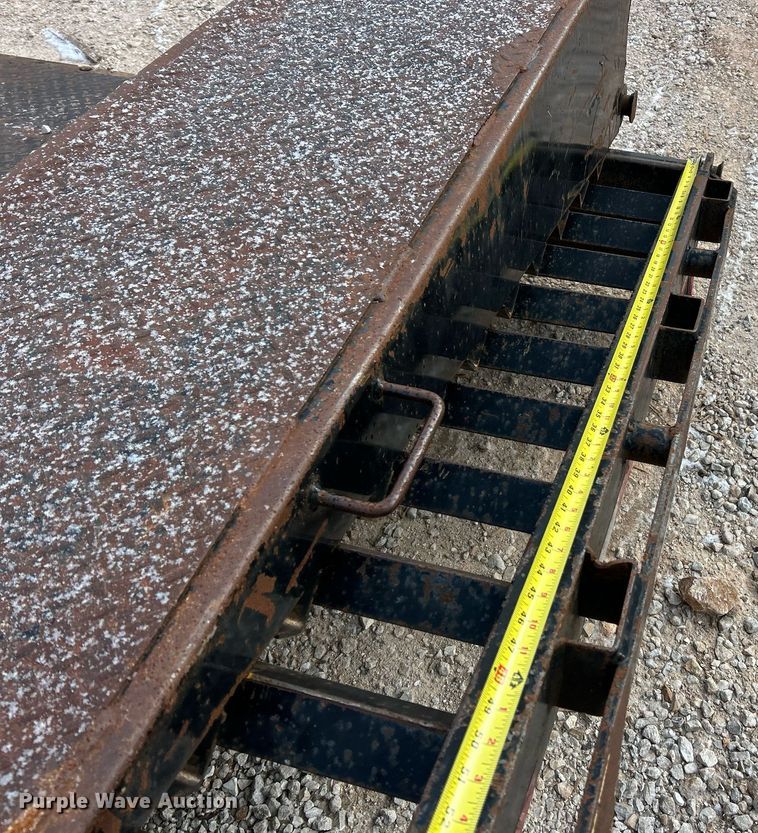 image for item DW3336 2013 Big Tex 22NG-20BK+5CP equipment trailer