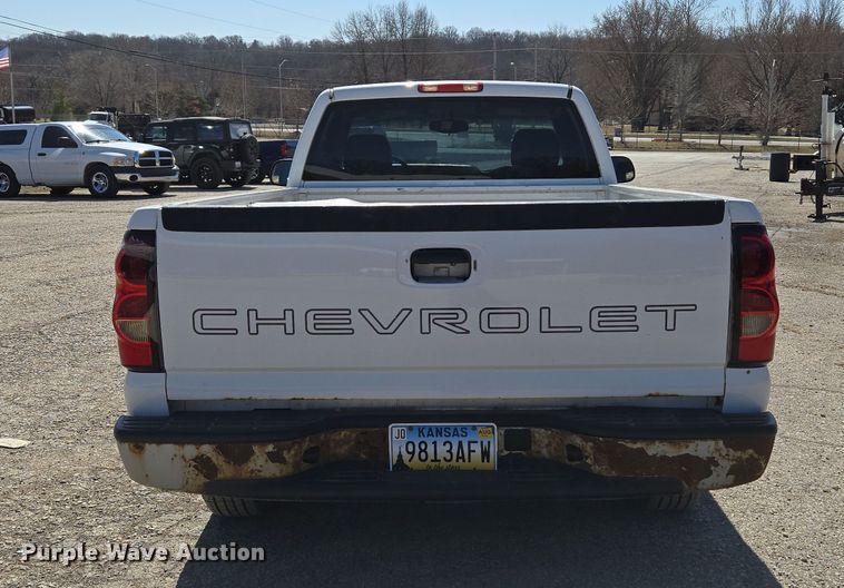 image for item DZ3985 2007 Chevrolet Silverado 1500 pickup truck