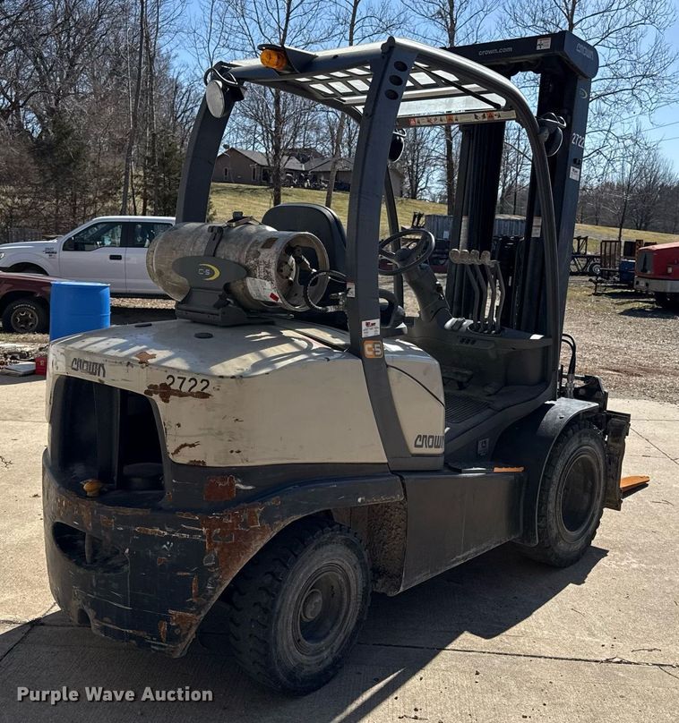 image for item DZ3996 2012 Crown 100F-FPS-B049 forklift