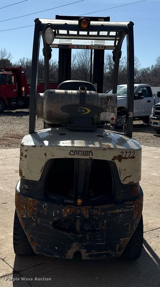 image for item DZ3996 2012 Crown 100F-FPS-B049 forklift