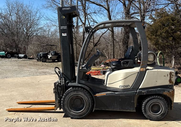 image for item DZ3996 2012 Crown 100F-FPS-B049 forklift