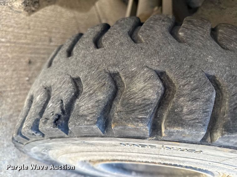 image for item DZ3996 2012 Crown 100F-FPS-B049 forklift