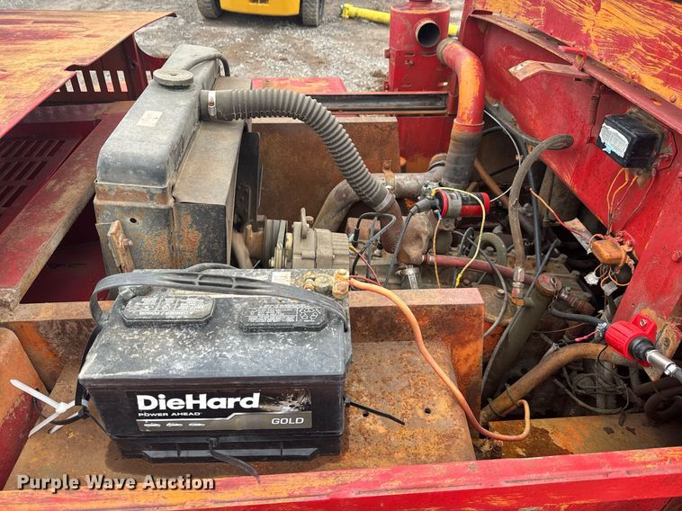 image for item EC3490 Clark CFY150B forklift