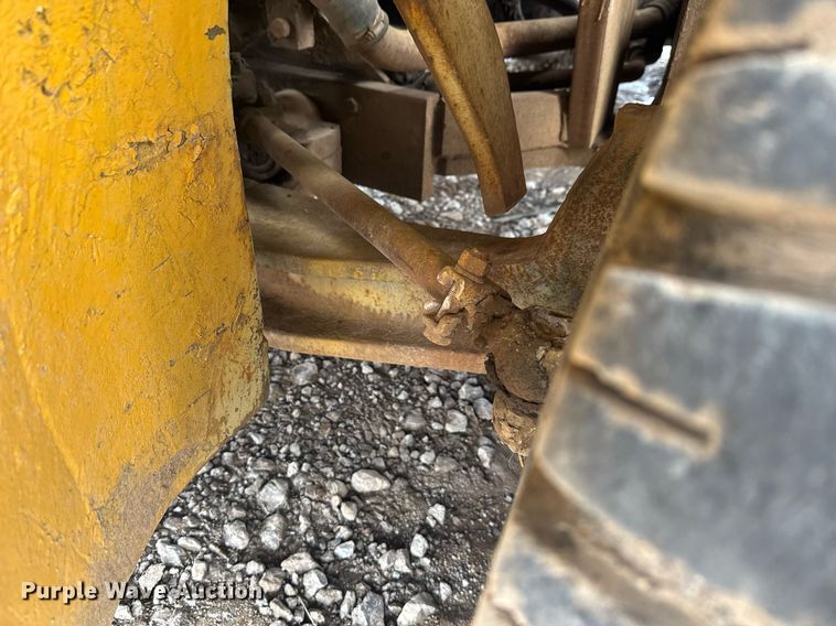 image for item EC3492 Clark forklift