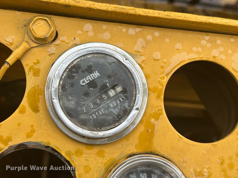 image for item EC3492 Clark forklift