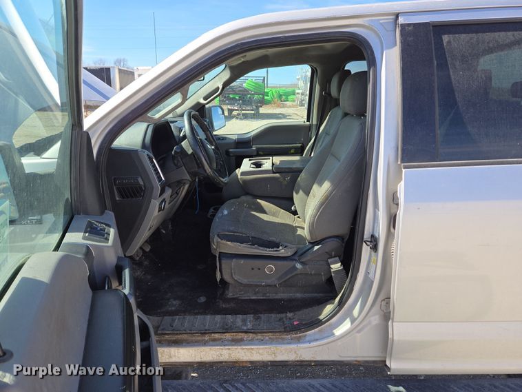 image for item EC4025 2014 Ford F150 SuperCrew pickup truck