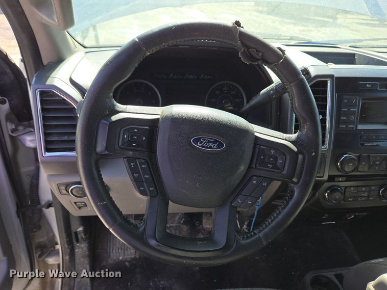 image for item EC4025 2014 Ford F150 SuperCrew pickup truck