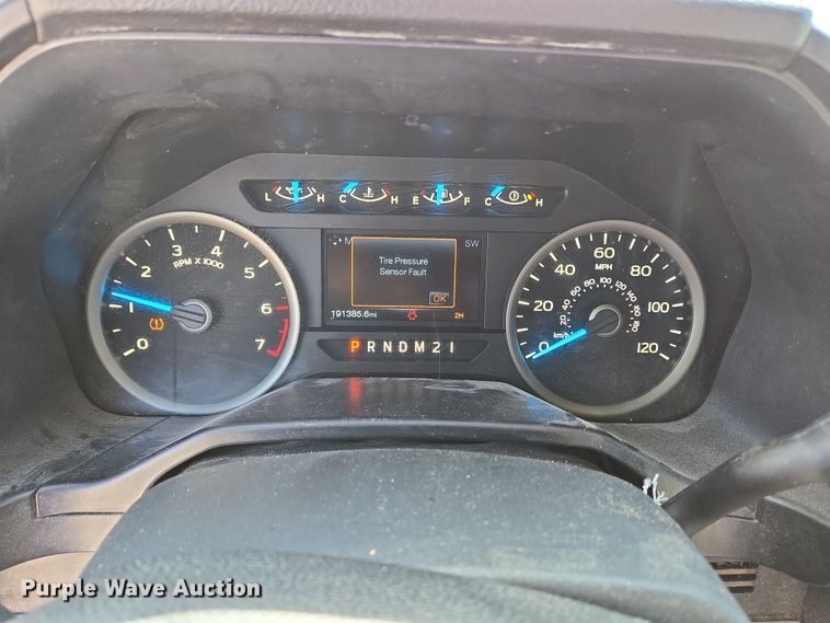 image for item EC4025 2014 Ford F150 SuperCrew pickup truck