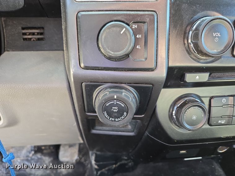 image for item EC4025 2014 Ford F150 SuperCrew pickup truck