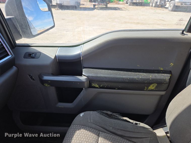 image for item EC4025 2014 Ford F150 SuperCrew pickup truck