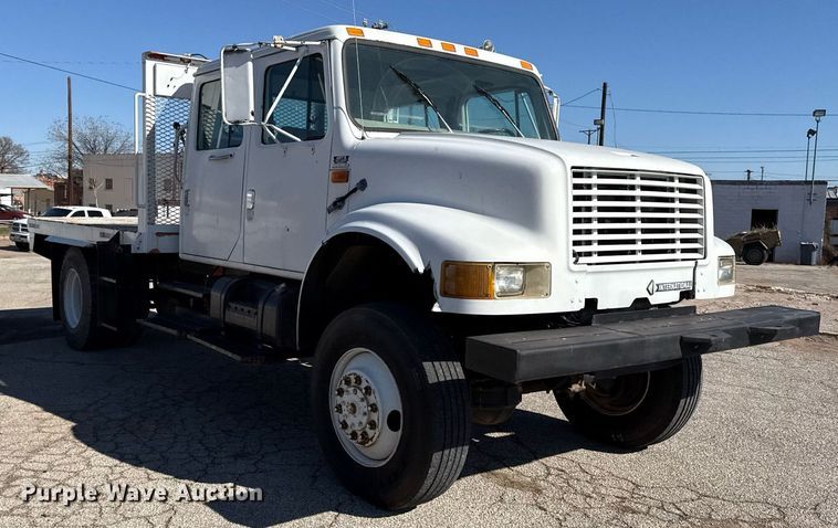 image for item ED5506 1999 International 4300 Crew Cab flatbed truck