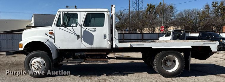 image for item ED5506 1999 International 4300 Crew Cab flatbed truck