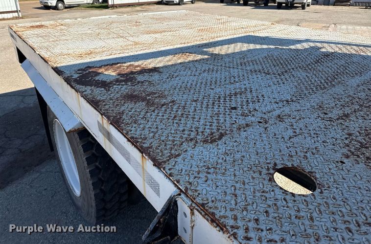 image for item ED5506 1999 International 4300 Crew Cab flatbed truck