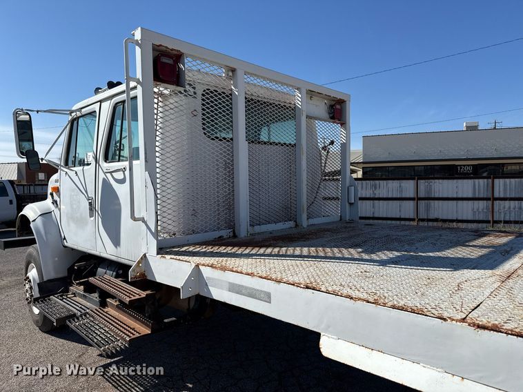 image for item ED5506 1999 International 4300 Crew Cab flatbed truck