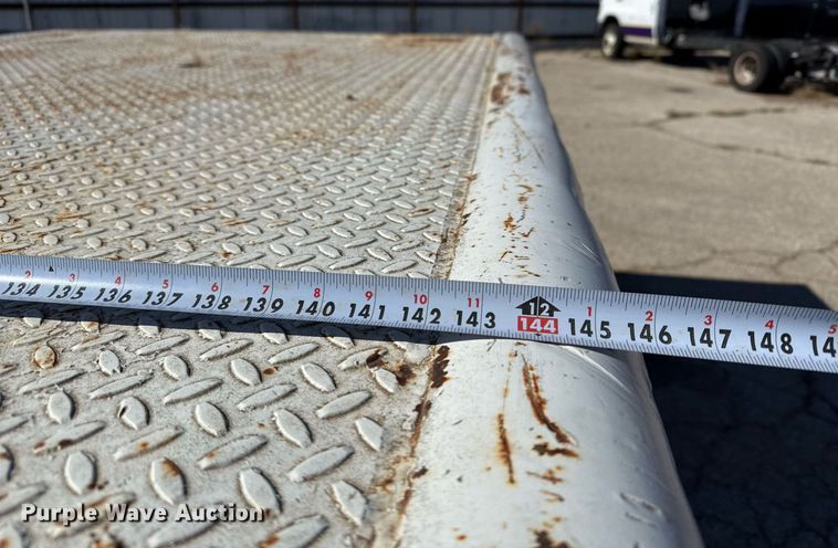 image for item ED5506 1999 International 4300 Crew Cab flatbed truck