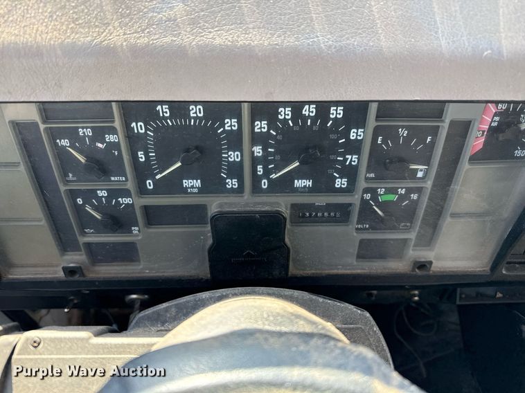 image for item ED5506 1999 International 4300 Crew Cab flatbed truck