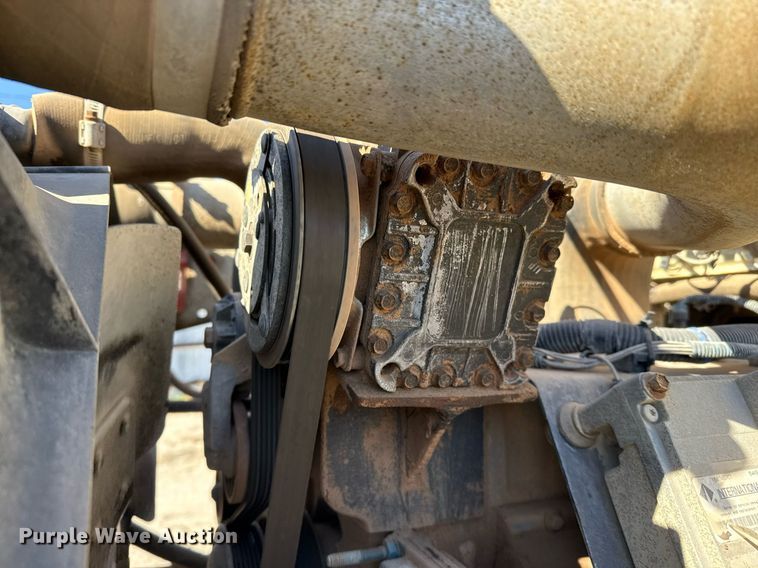 image for item ED5506 1999 International 4300 Crew Cab flatbed truck