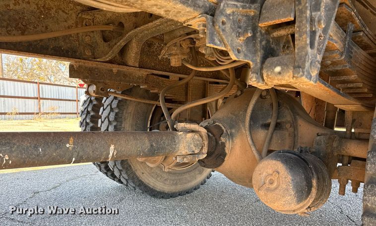 image for item ED5506 1999 International 4300 Crew Cab flatbed truck