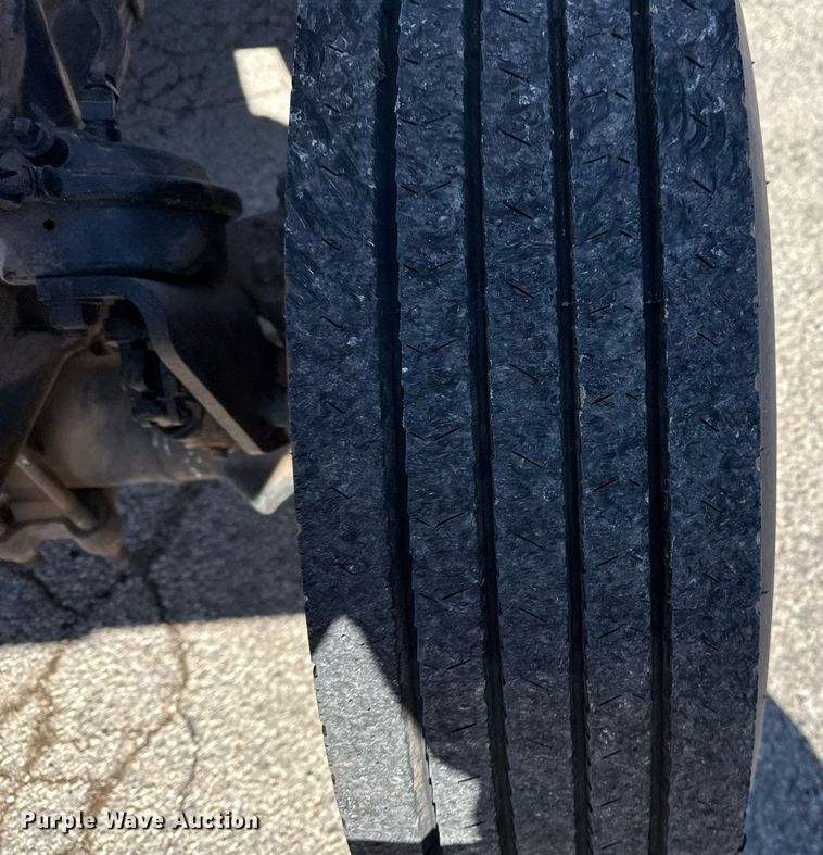 image for item ED5506 1999 International 4300 Crew Cab flatbed truck