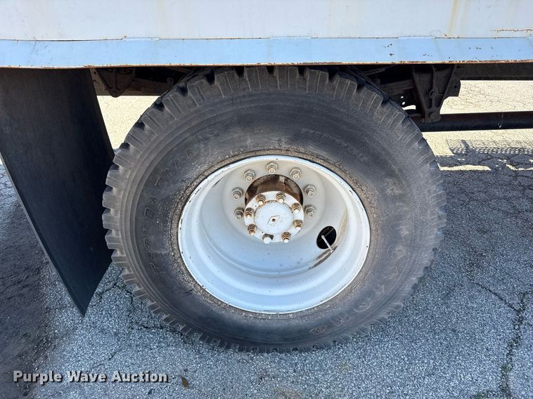 image for item ED5506 1999 International 4300 Crew Cab flatbed truck