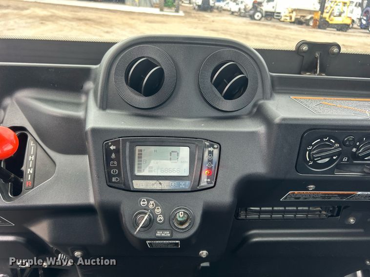 image for item EG1050 2019 Kubota RTV-X1100C utility vehicle