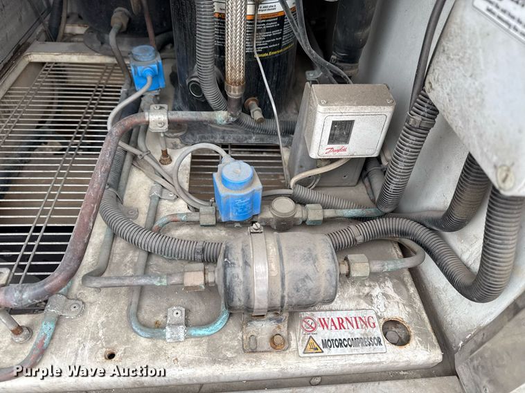 image for item EG2562 2017 Ford E450 Super Duty refrigerated truck